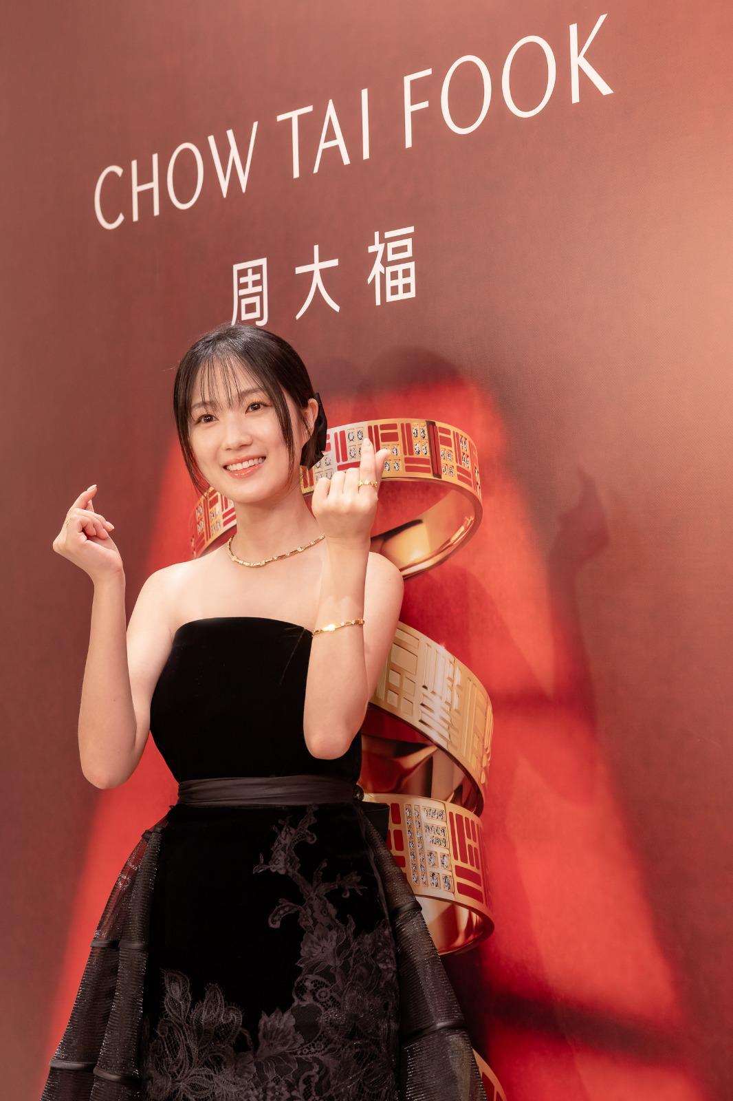 《背著善宰跑》女主角金惠奫初次來港,同樣大受歡迎。