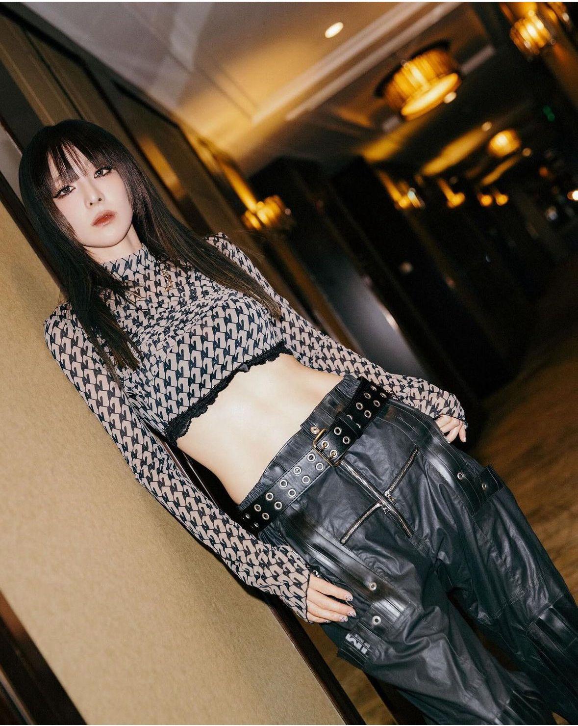 Dara的11字紋腹肌,下過一番苦功。