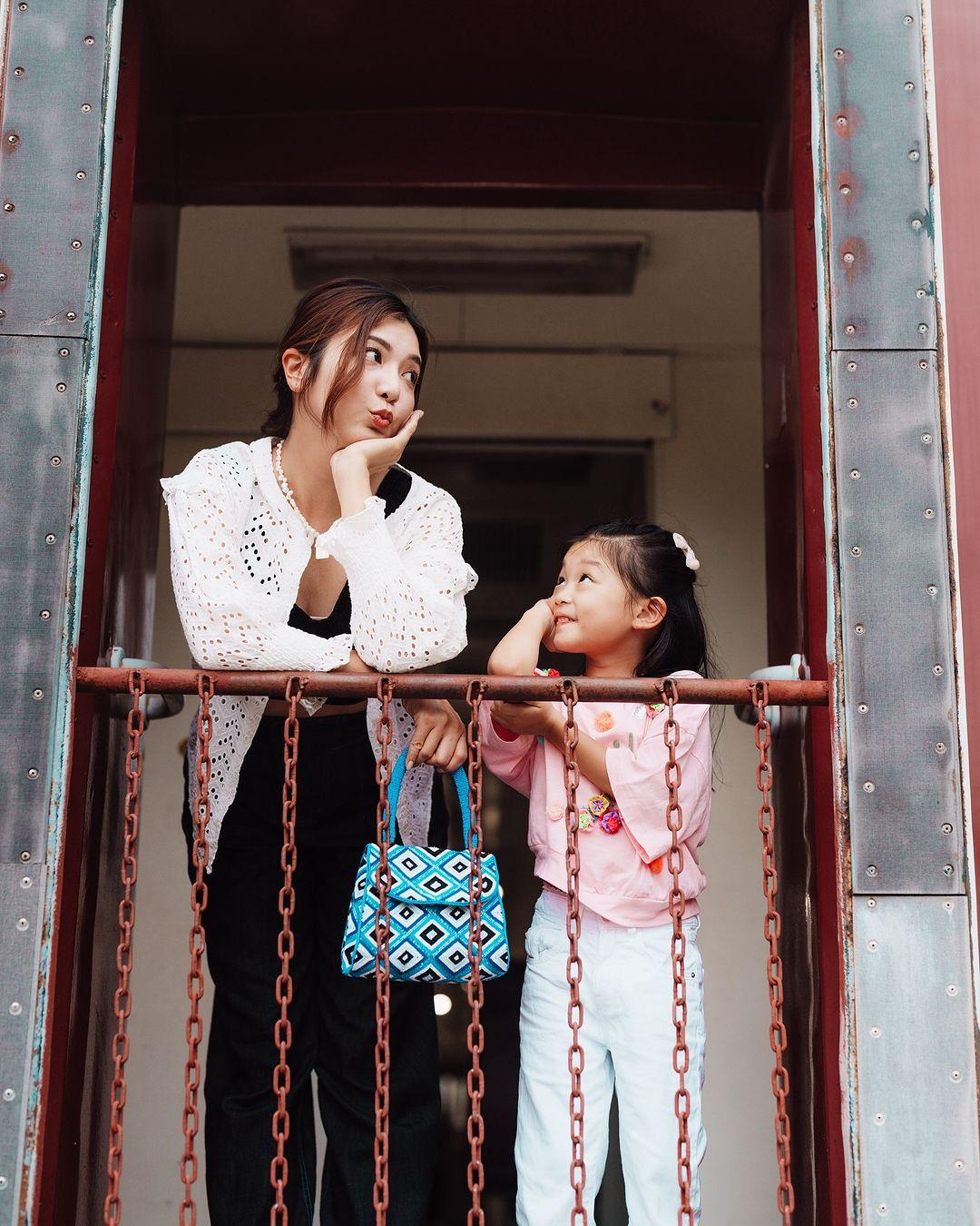 陳展鵬與單文柔安排了不同活動讓囡囡有個充實暑假。