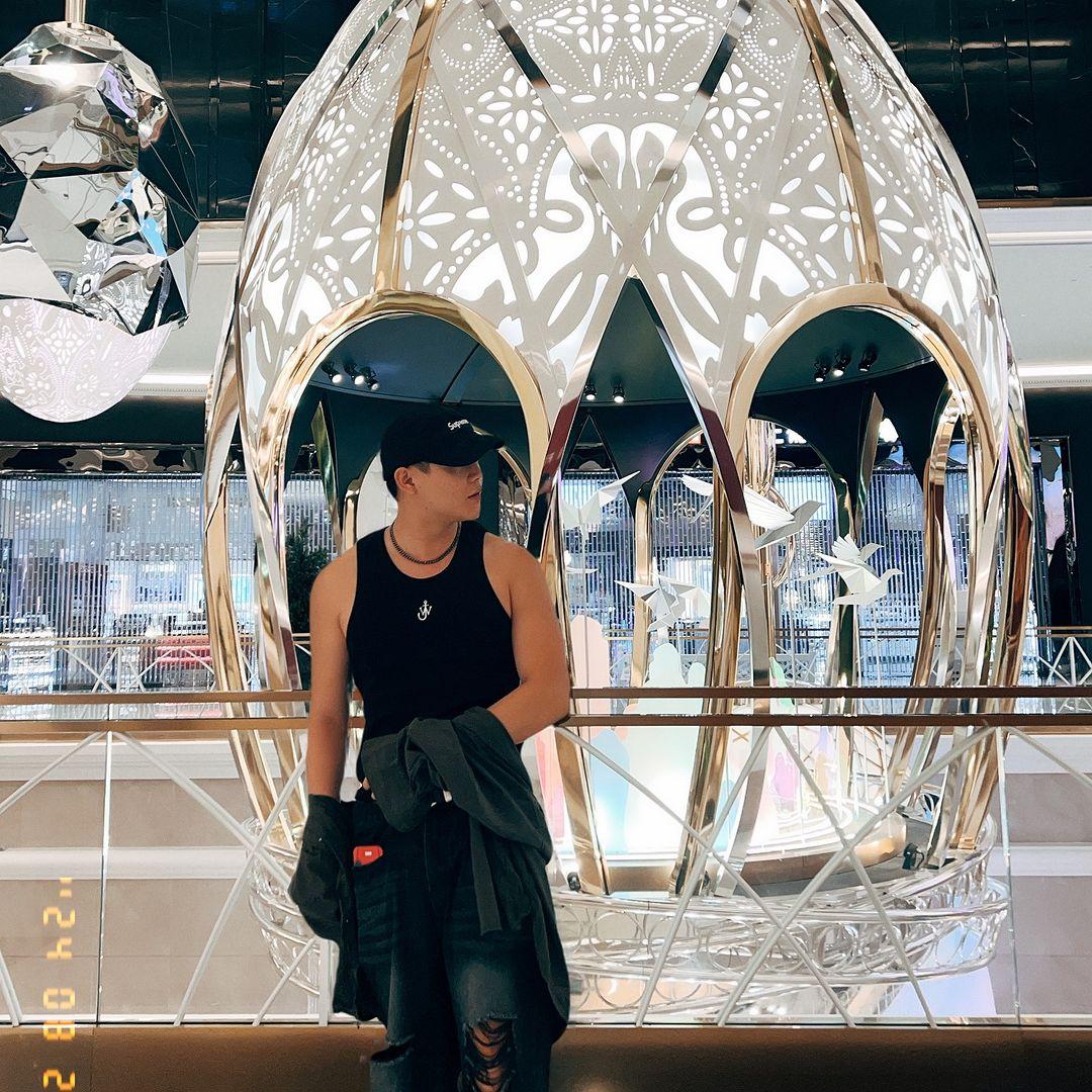 保錡刻意裁走日子。