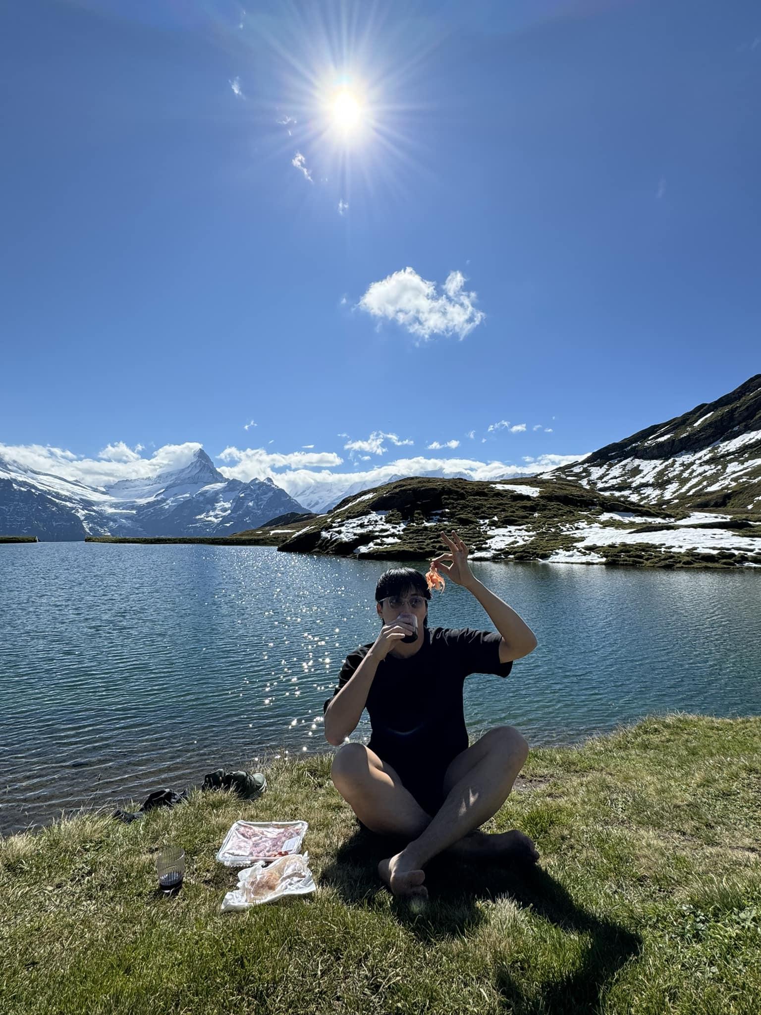 吳業坤不停在社交平台分享自己跟太太的行程。