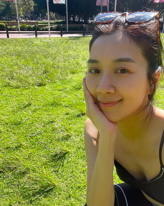 黃智雯早排去澳洲旅行