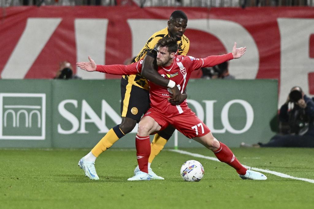 國際米蘭作客1:1迫和蒙沙。(美聯社)