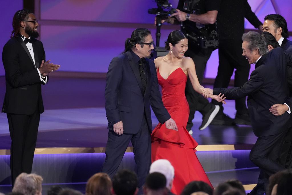 艾美獎2024|《幕府將軍》真田廣之與澤井杏奈雙雙得獎。(美聯社)