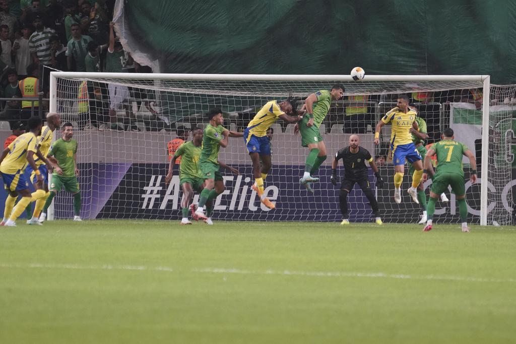 艾納斯在亞冠精英盃首戰賽和SC艾索達1:1。(美聯社)