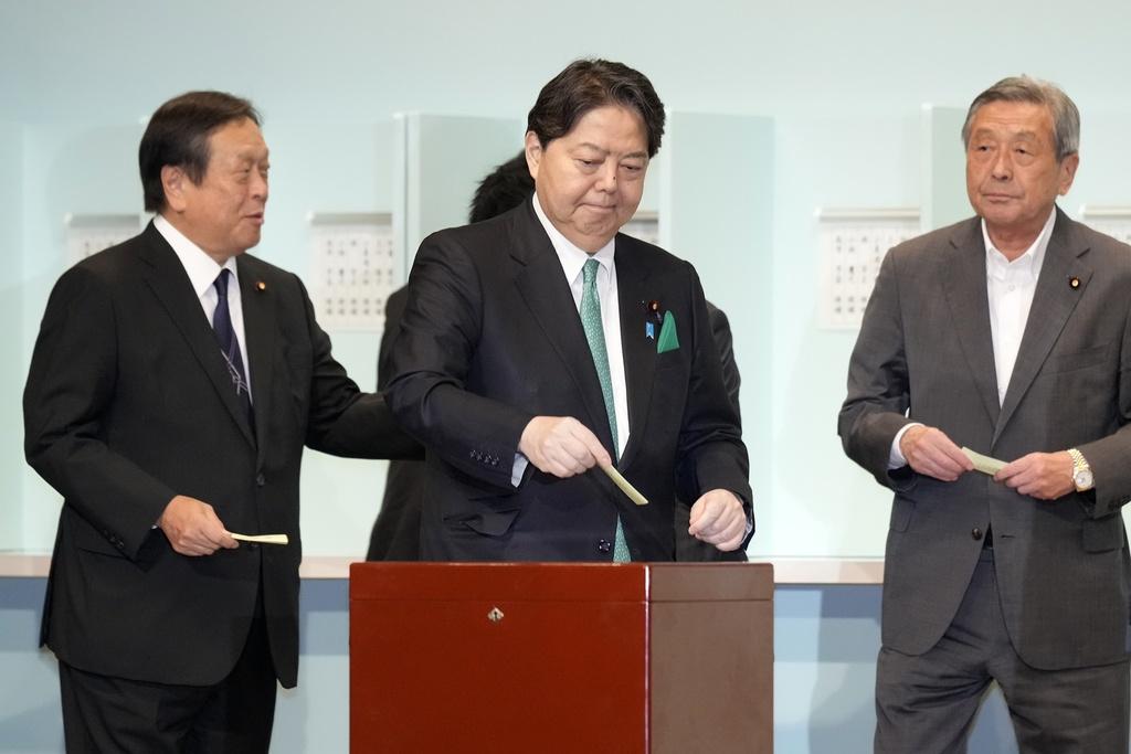 林芳正在上周五自民黨總裁選舉中投票。(資料圖片)