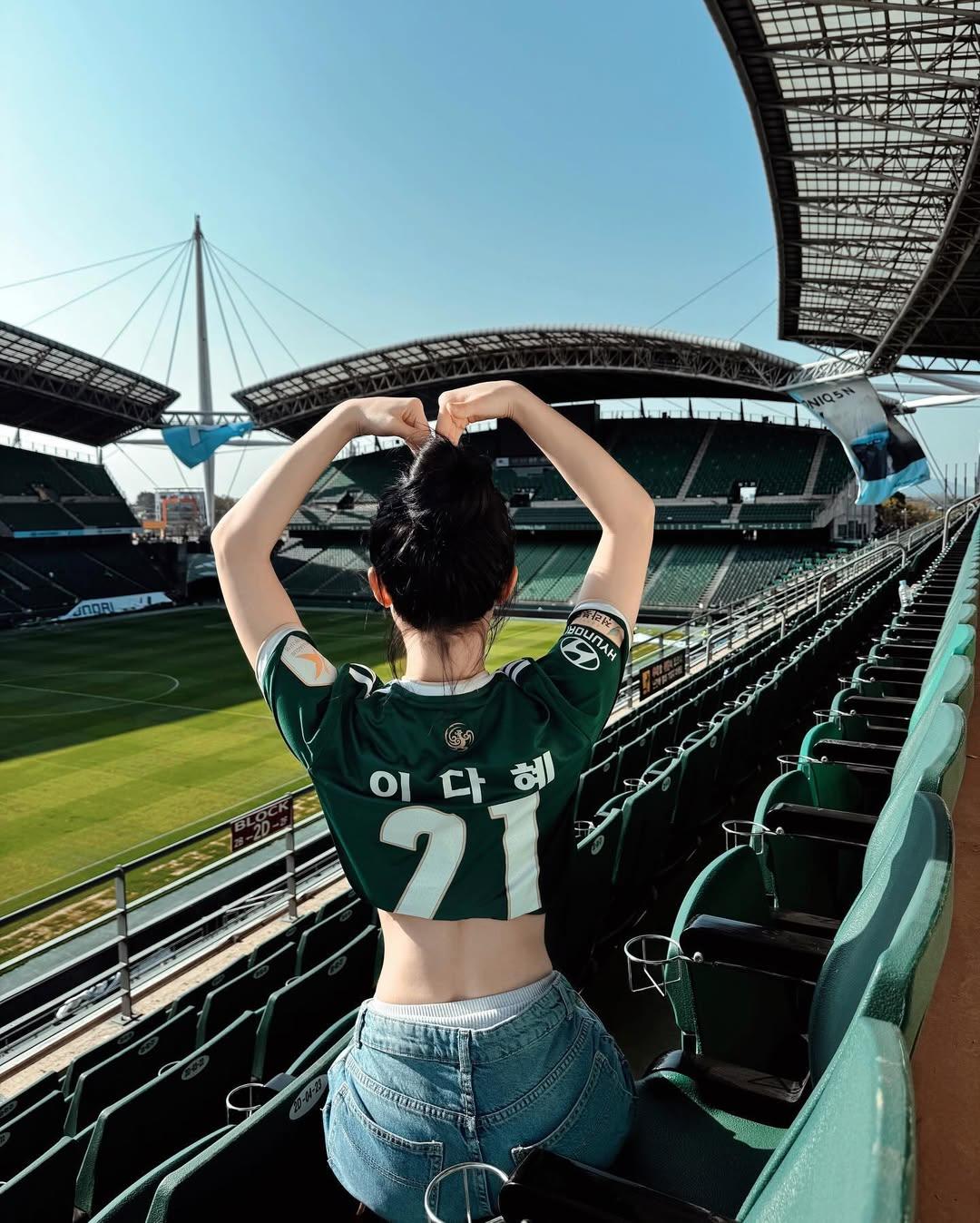 啦啦隊女神李多慧이다혜@le_dahye