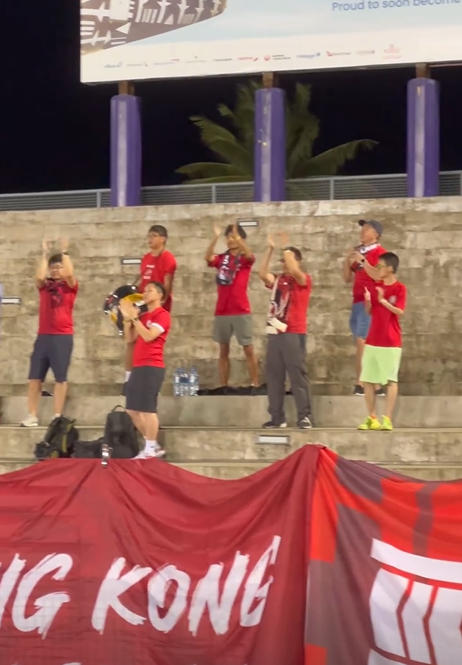 斐濟三角賽|有香港球迷為香港足球隊打氣。(足總IG)