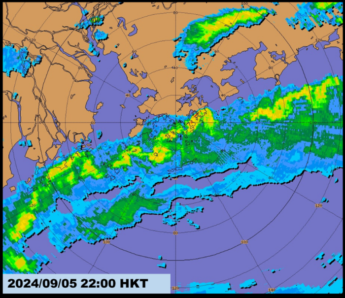 本港時間9月5日晚上10時的雷達圖像,摩羯的強雨帶正影響香港。(天文台網頁圖)