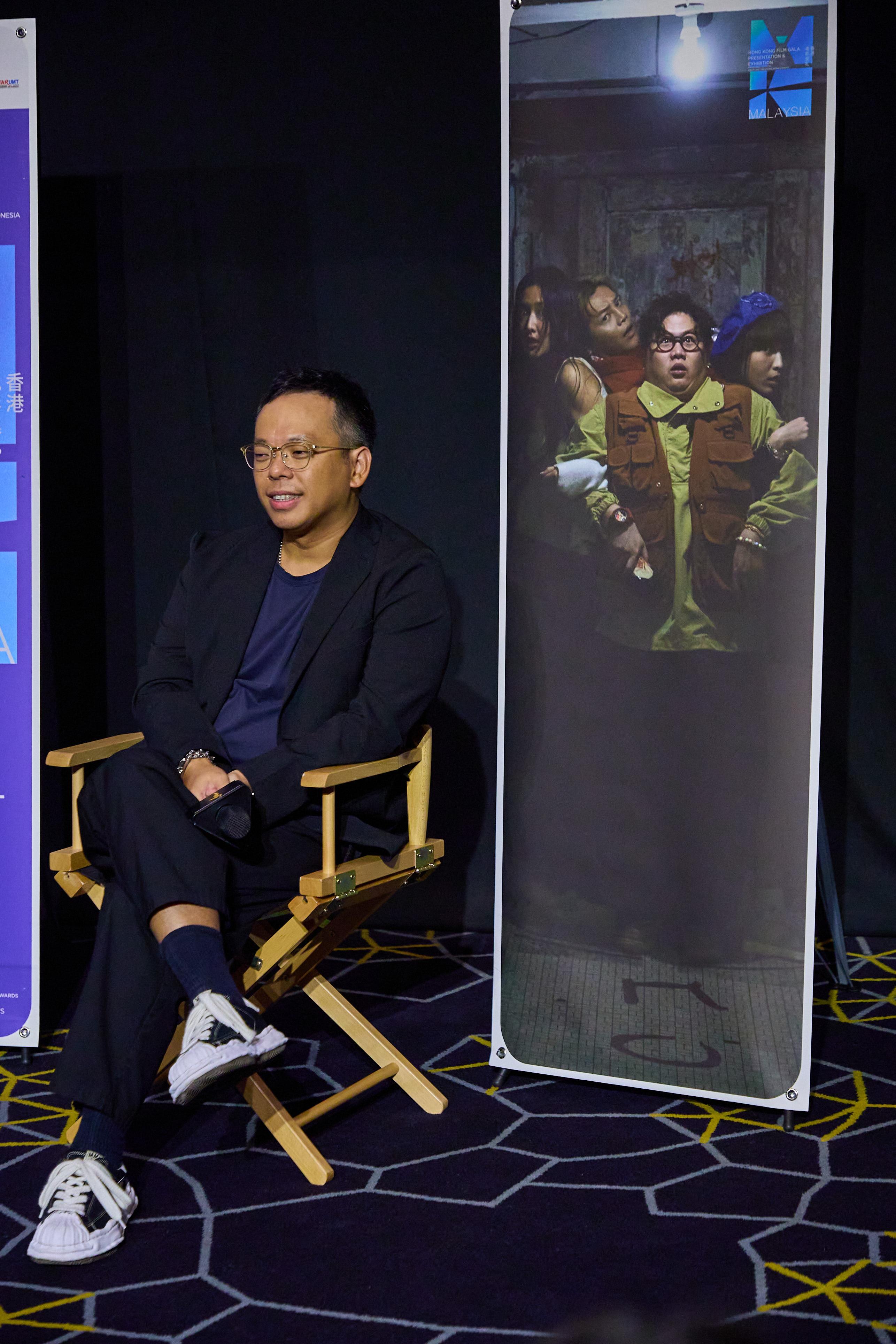 《陰目偵信》導演梁國輝獲當地的ERROR粉絲大力支持,深受感動。