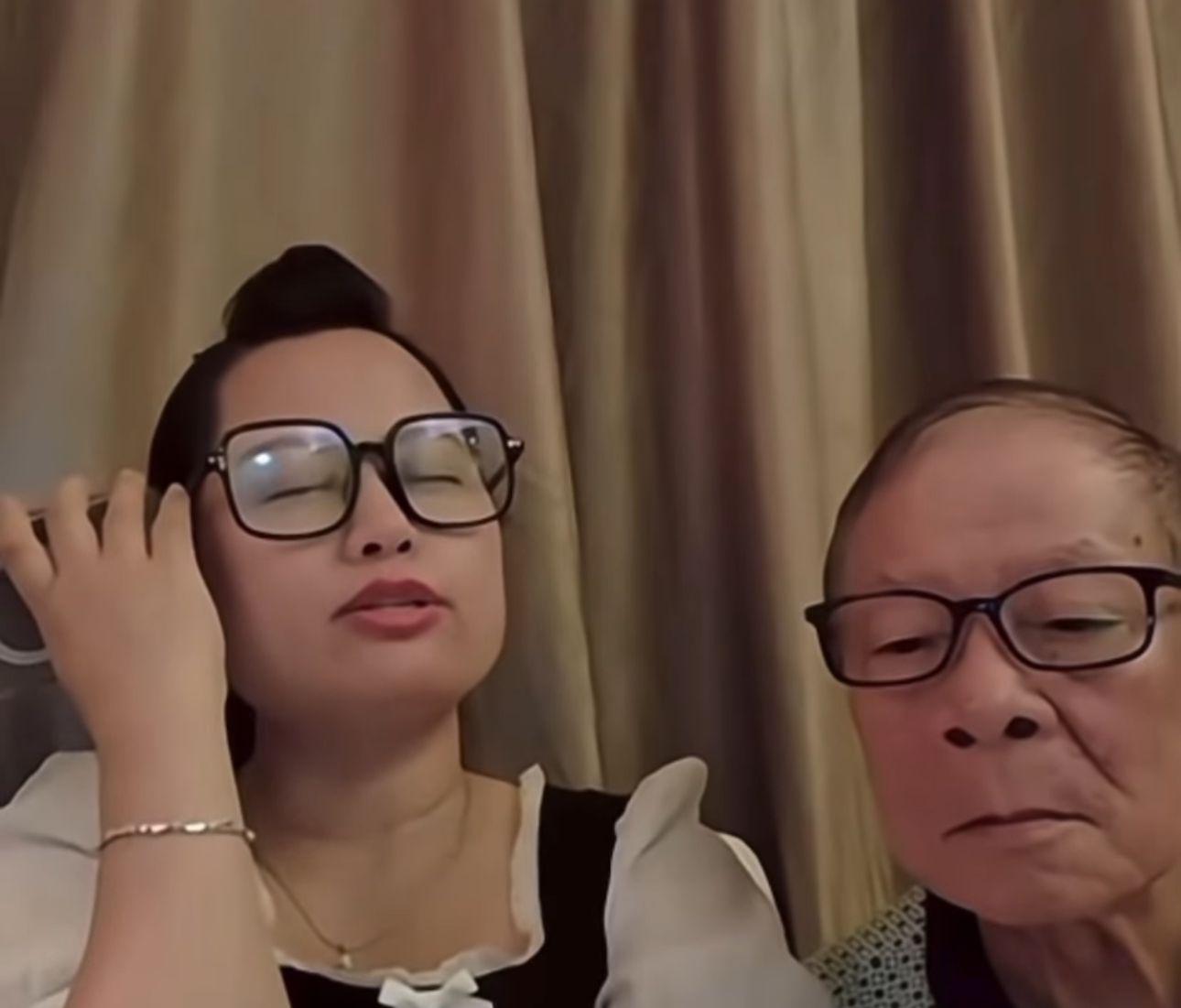 何太大開金口,網民以為「超級無敵估歌仔」。