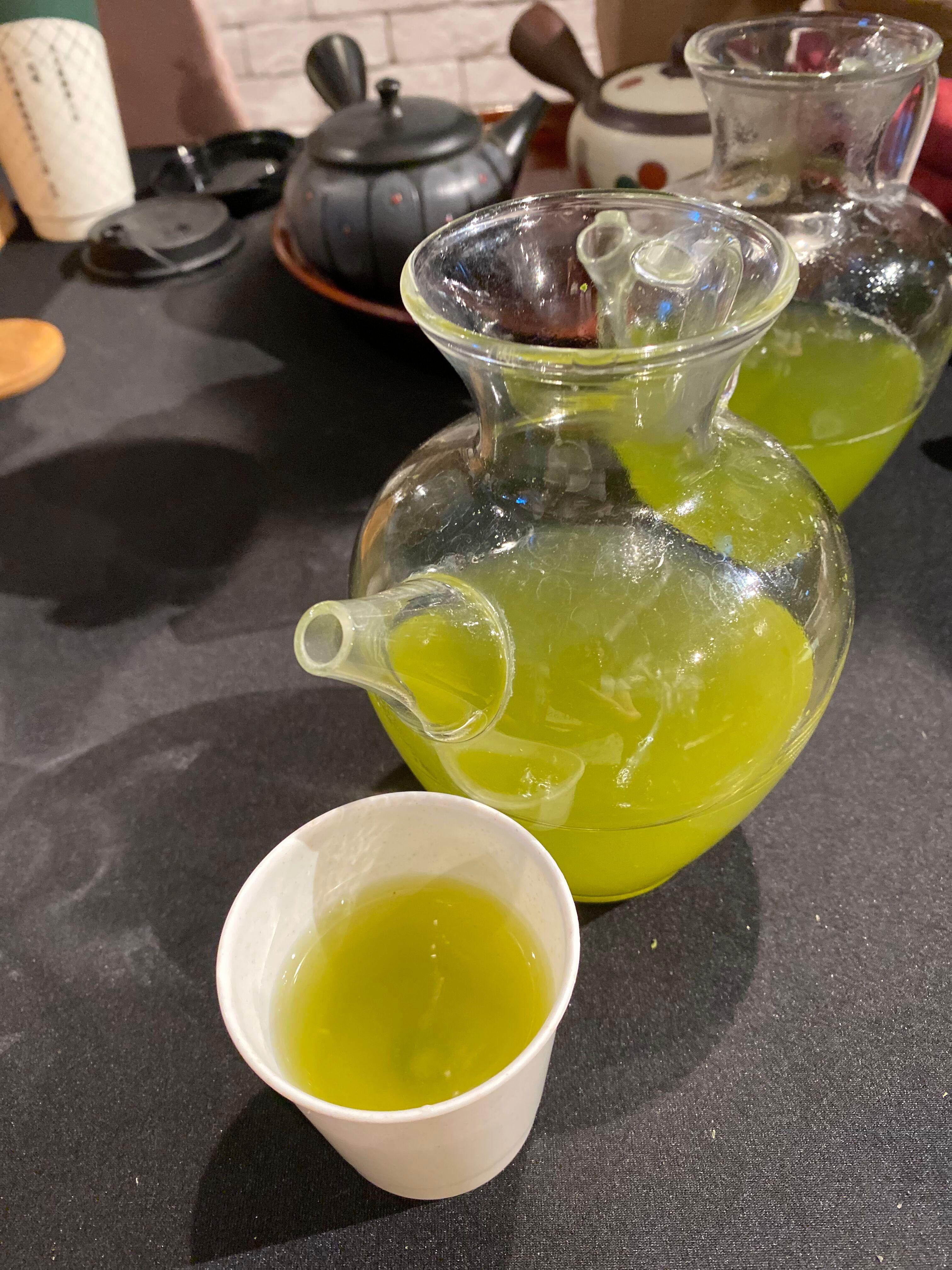 11月起汴京茶寮將於IFC設期間限定店「汴京抹茶站」,將提供煎茶、抹茶、生朱古力及抹茶蕨餅等日本甜點。