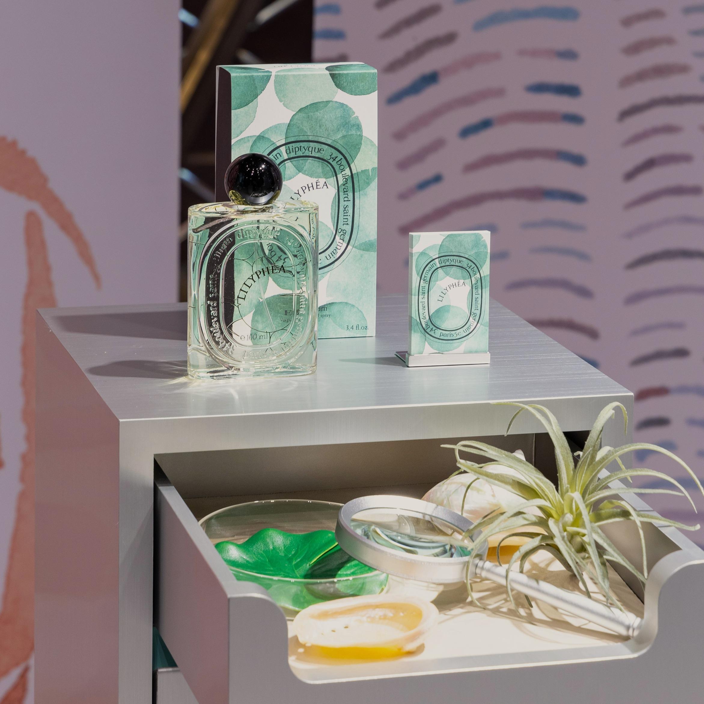 Diptyque在K11 MUSEA開設Les Essences de Diptyque期間限定展覽,並為客人送上香氛禮品。