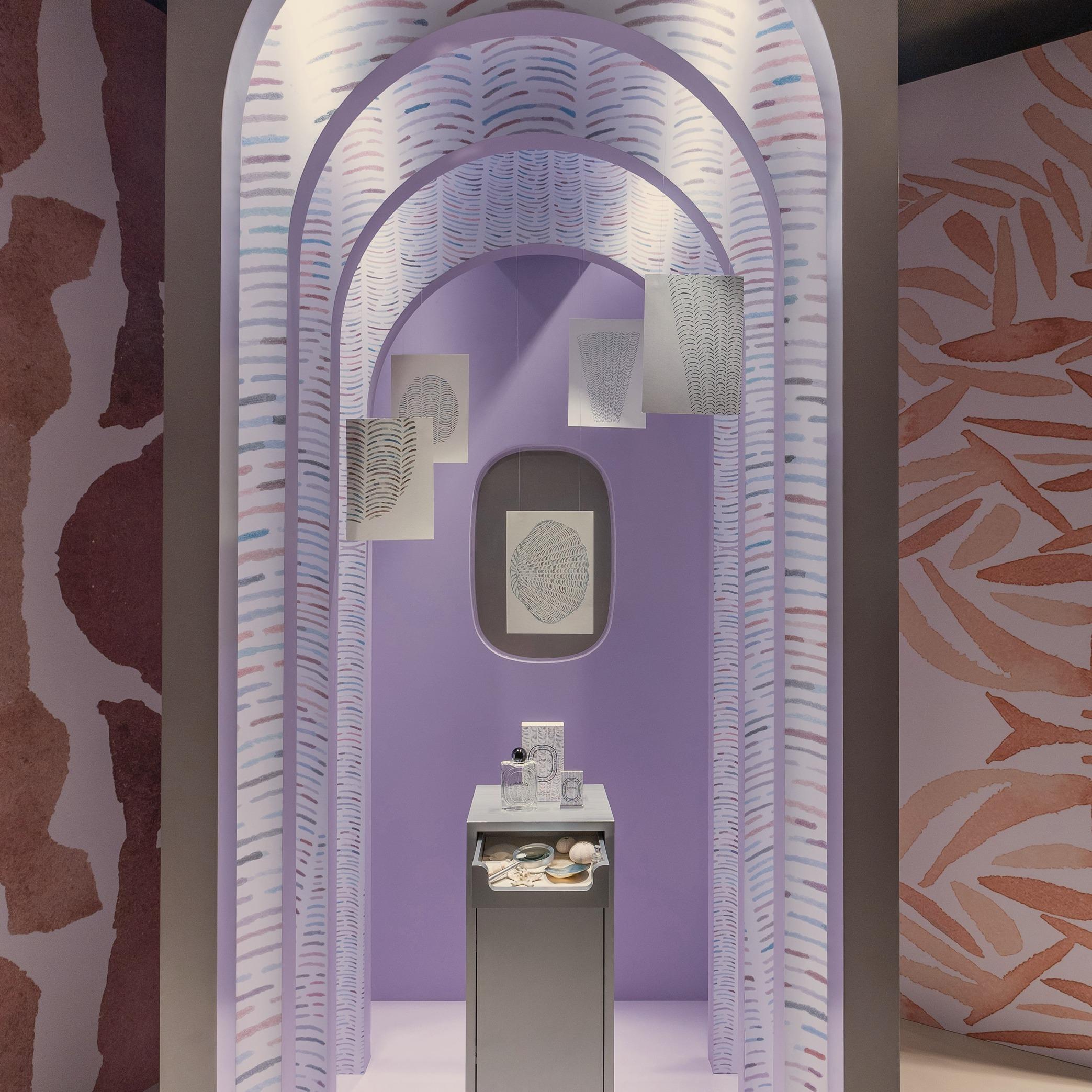 Diptyque在K11 MUSEA開設Les Essences de Diptyque期間限定展覽,並為客人送上香氛禮品。