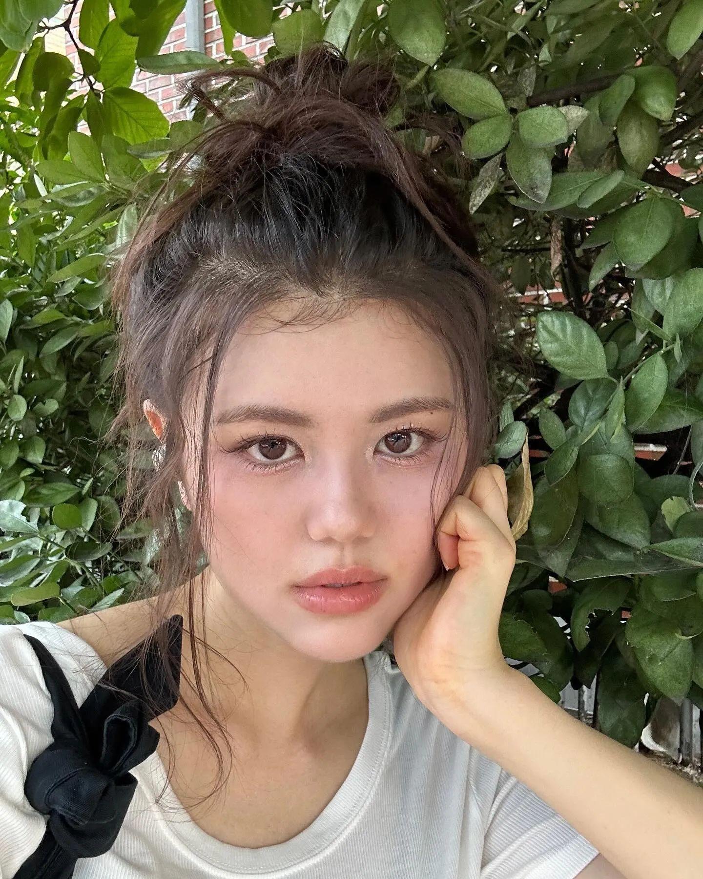 Fans期望Olivia 能夠與妹妹Danielle姊妹檔同台演出。