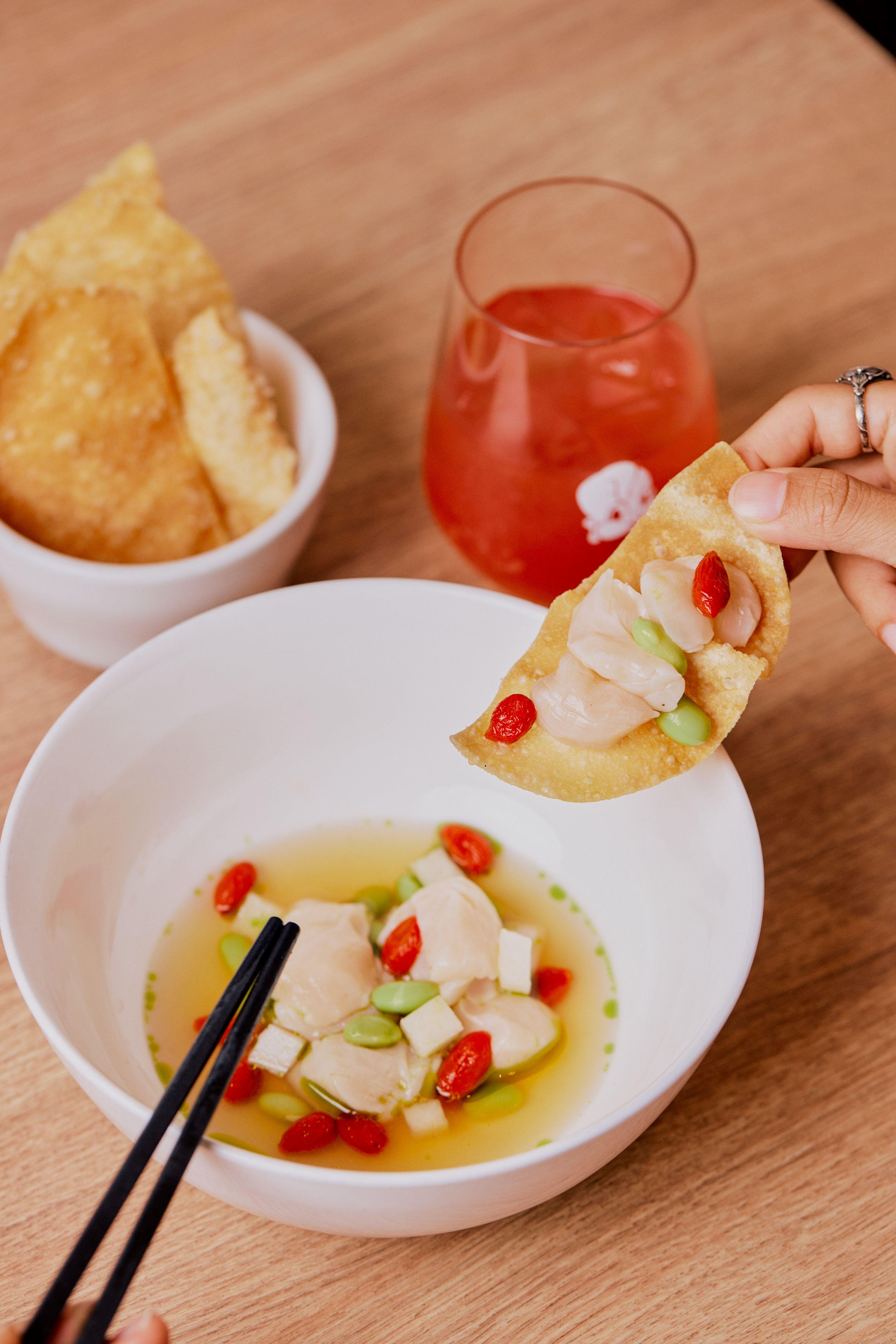 帶子刺身配糟鹵高湯