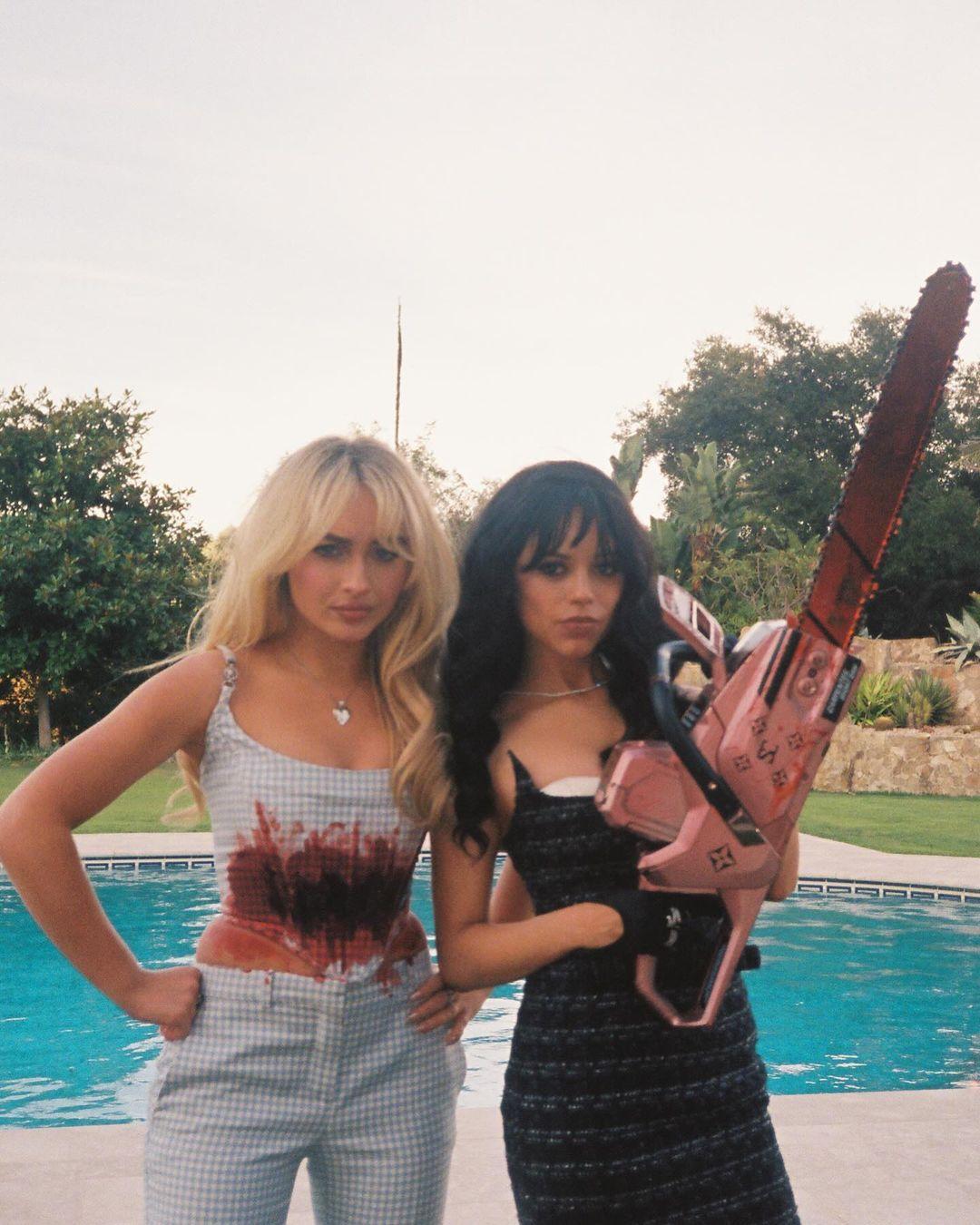 新歌《Taste》的MV已破5100萬觀看紀錄。