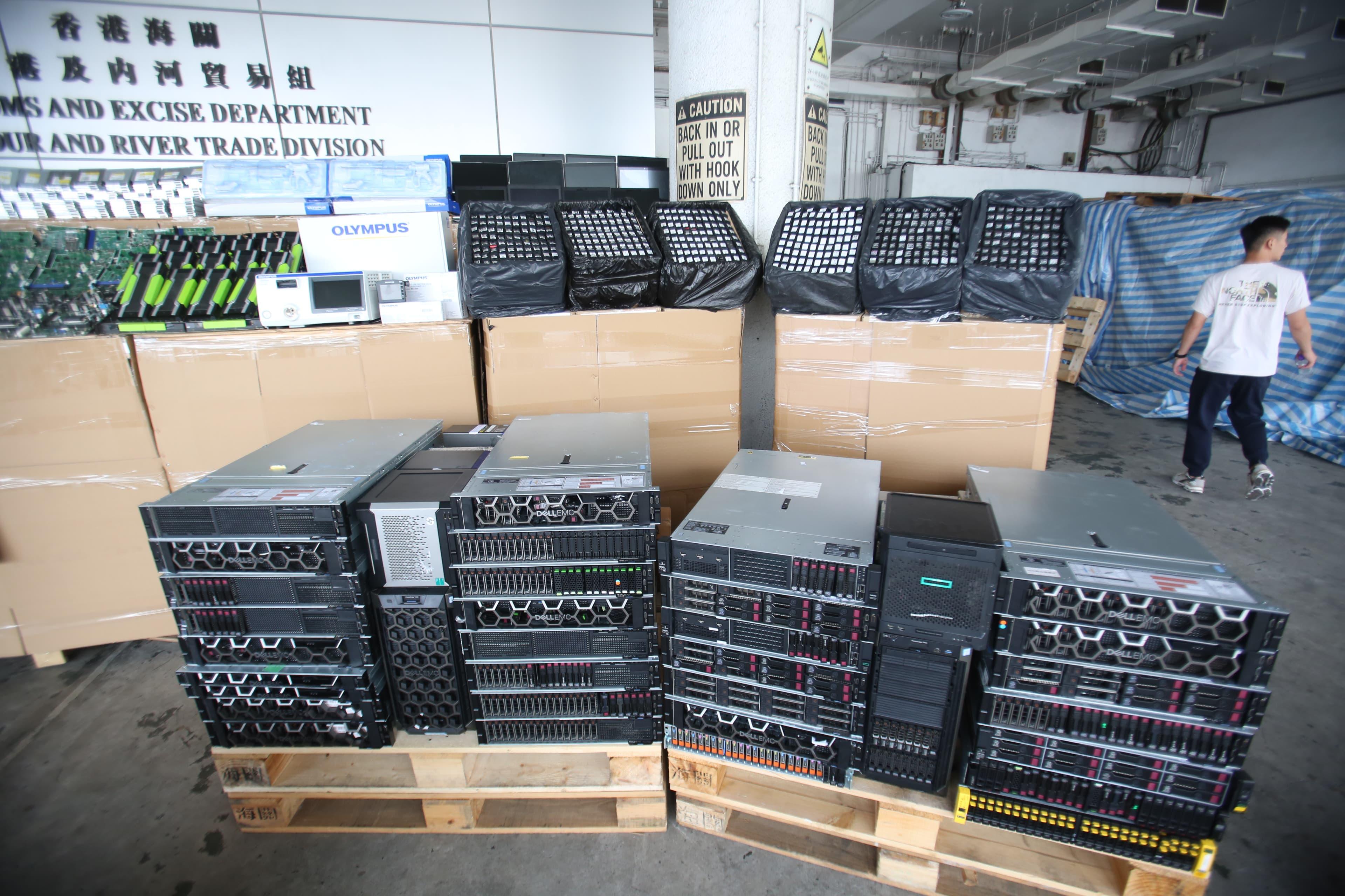 海關破獲3宗遠洋船走私案件 檢獲市值5億元電子產品