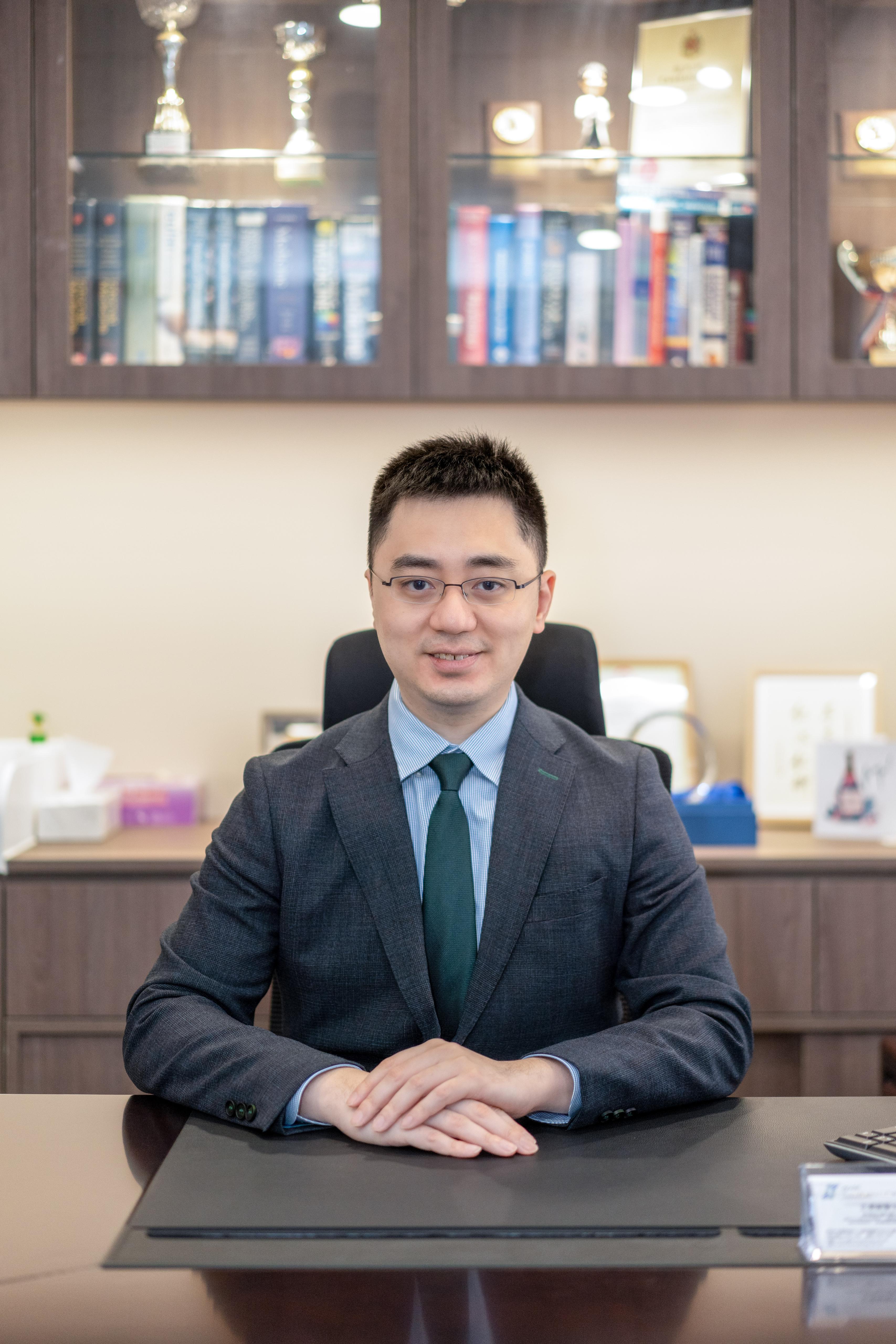 風濕病科專科王德龍醫生