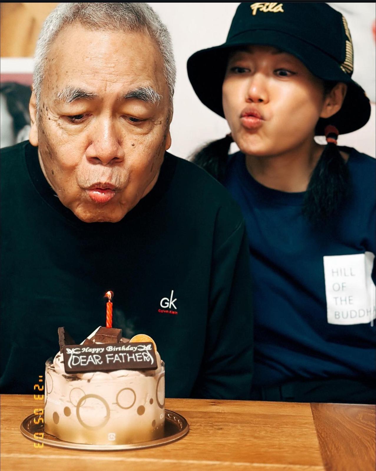 彭秀慧的父親早前確診患癌,她自言希望令父親過得開心。