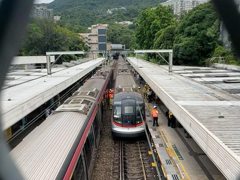 港鐵九龍塘站有人進入路軌,東鐵綫往來九龍塘至大圍暫停。(小紅書圖)