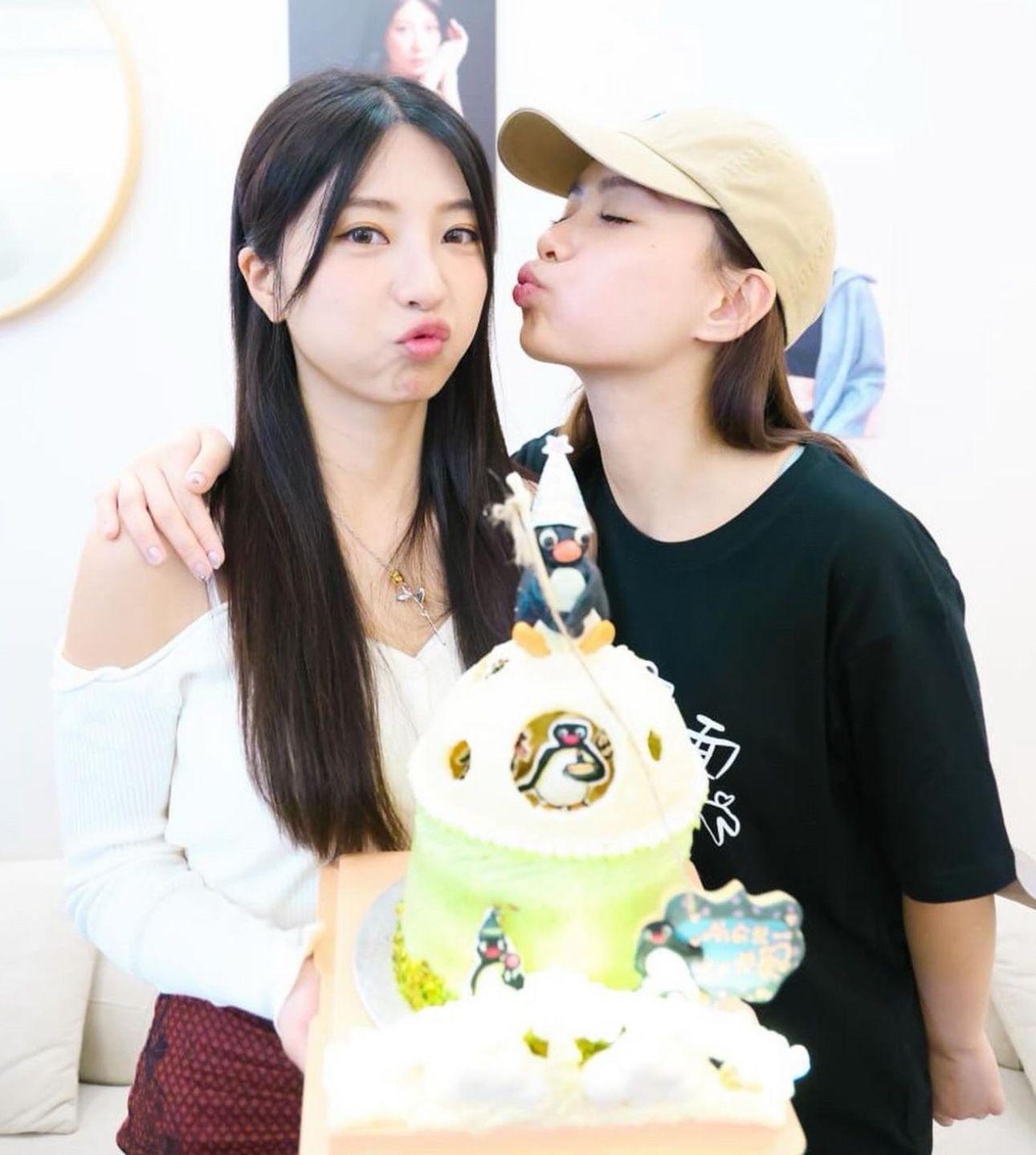 Ah Gi獲好友鍾卓穎驚喜慶生。