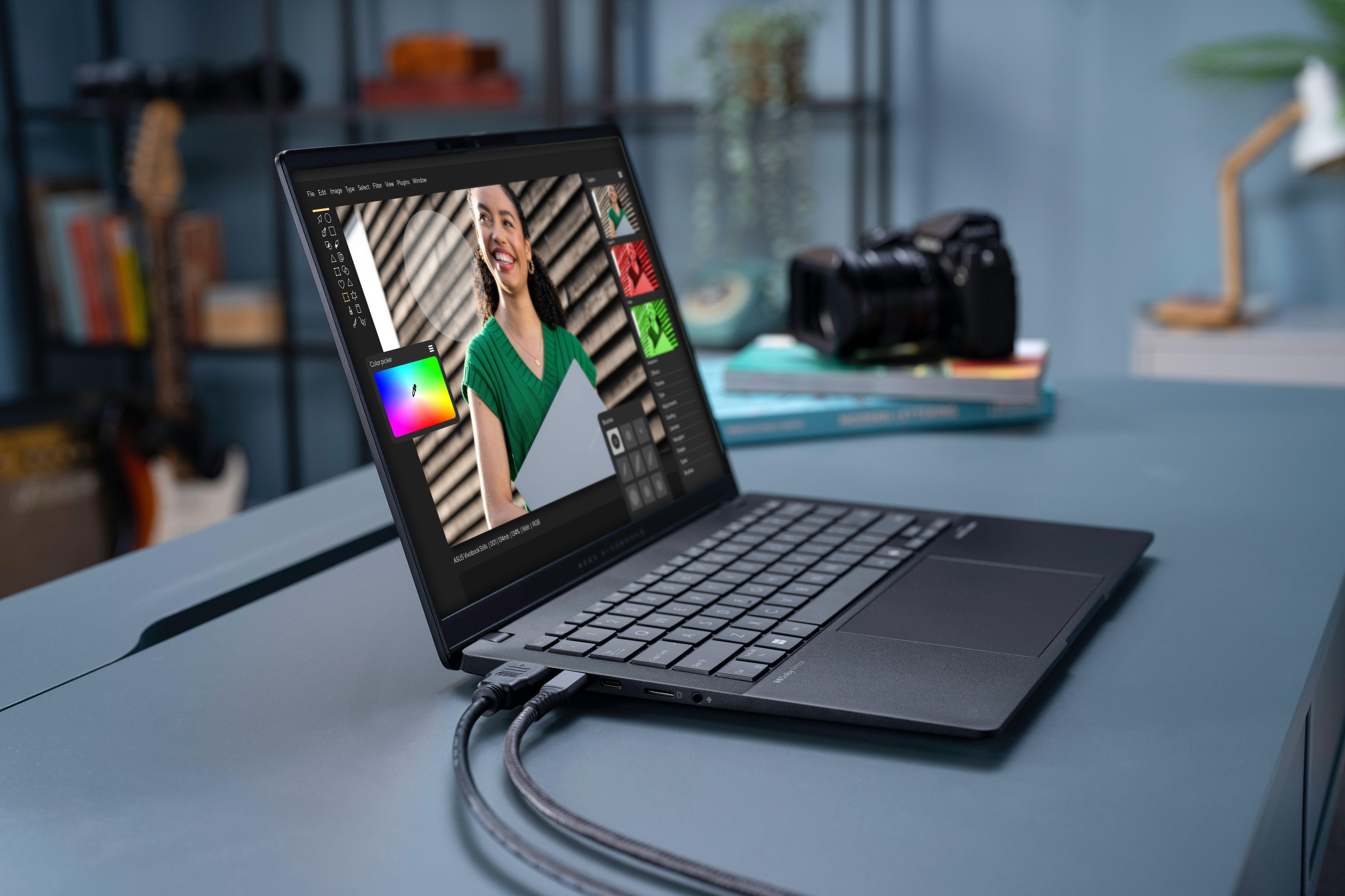 ASUS Vivobook S 14備有16:10 3K 120 Hz螢幕、Harman Kardon認證Dolby Atmos揚聲器、WiFi 7等配置。