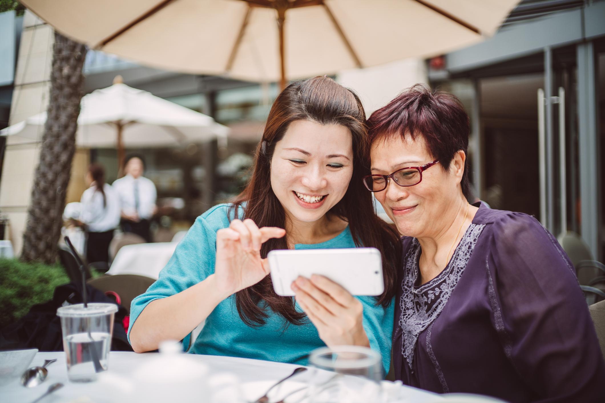 拜年禮儀,善用科技 與長輩們視象拜年