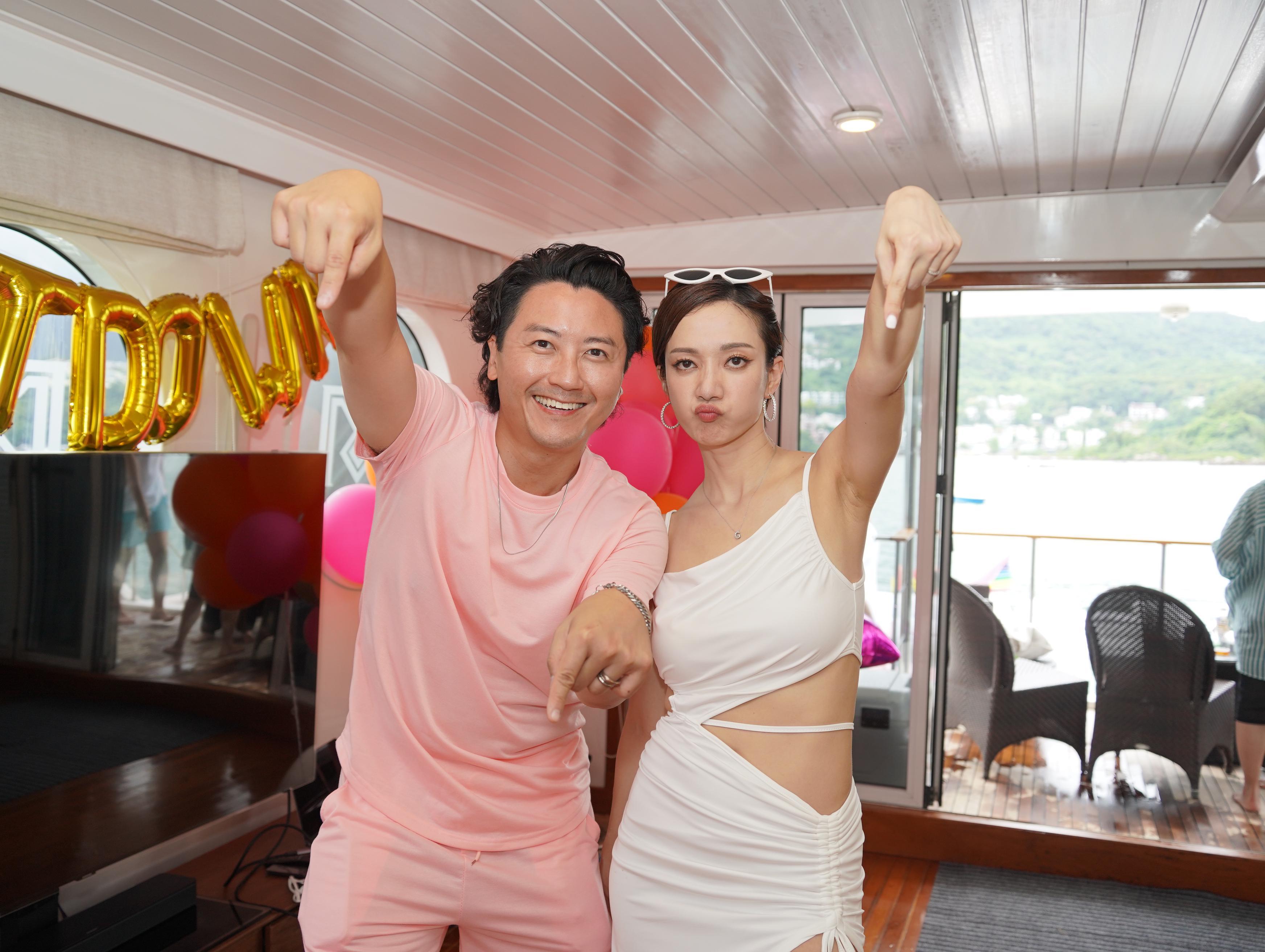 王君馨開船P慶祝新歌,邀請一眾好友上船。