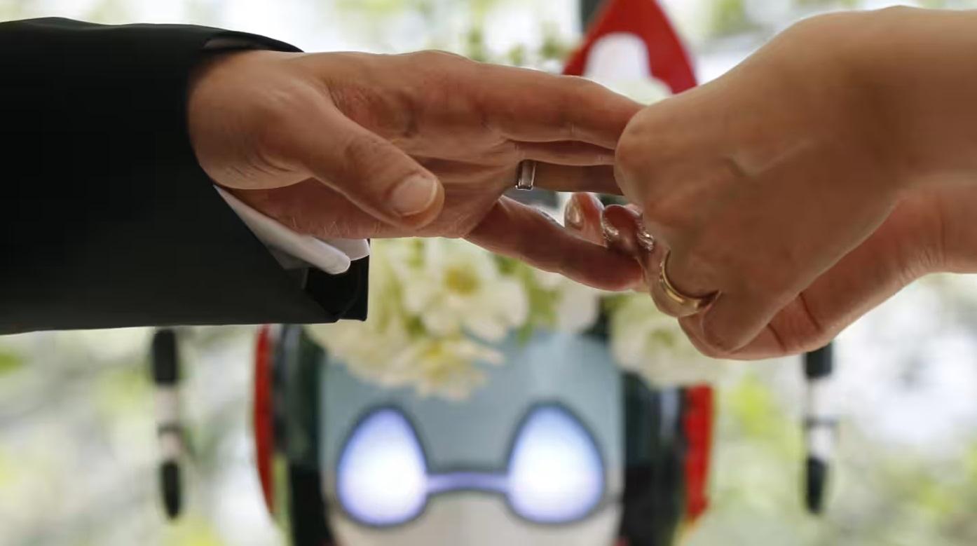 日本人可於配偶死後申請離婚,部分女性因不想再照顧公婆離婚。(資料圖片)