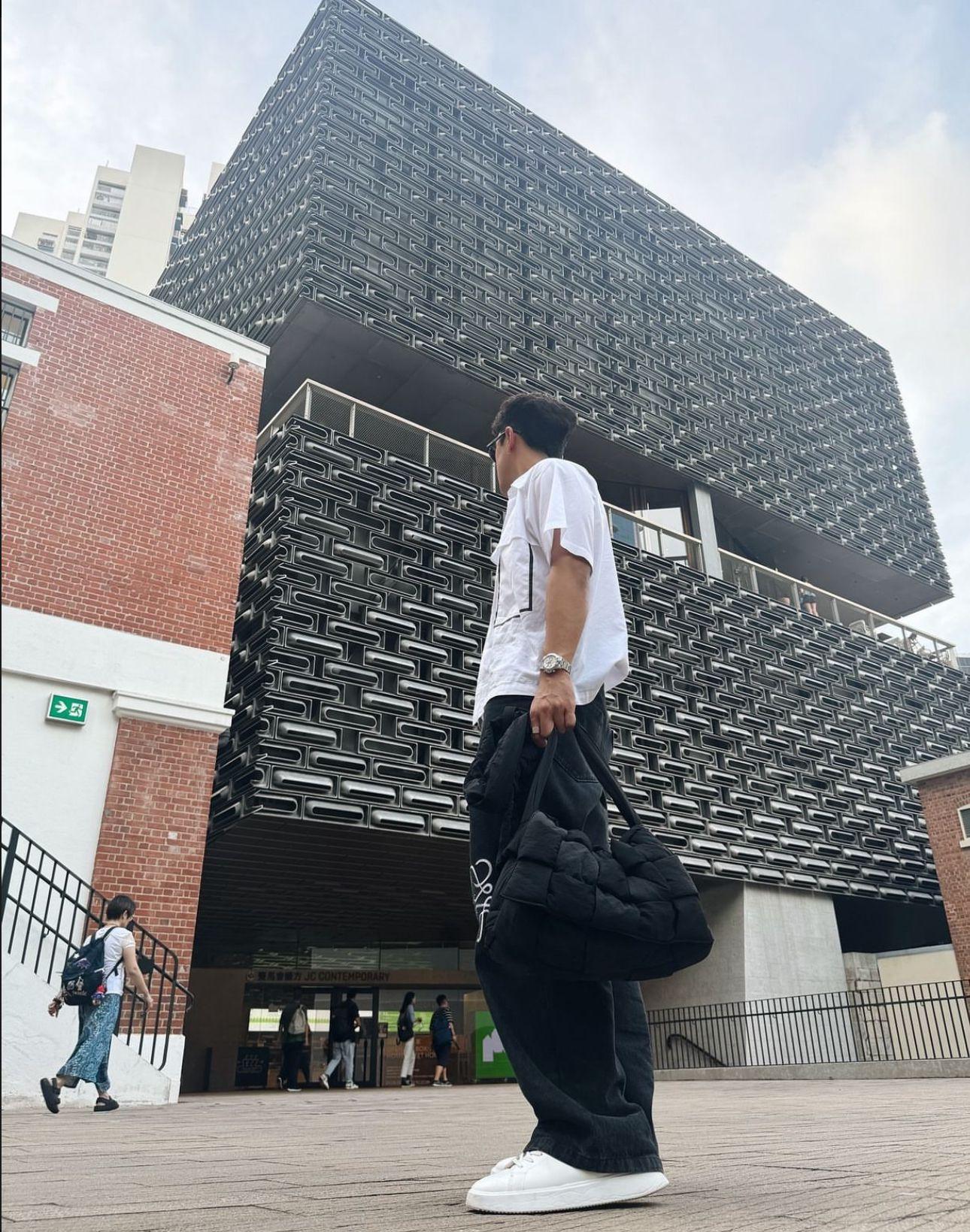 Nine近日來港到訪大館。