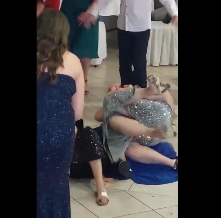 嘩,走晒光!(互聯網)