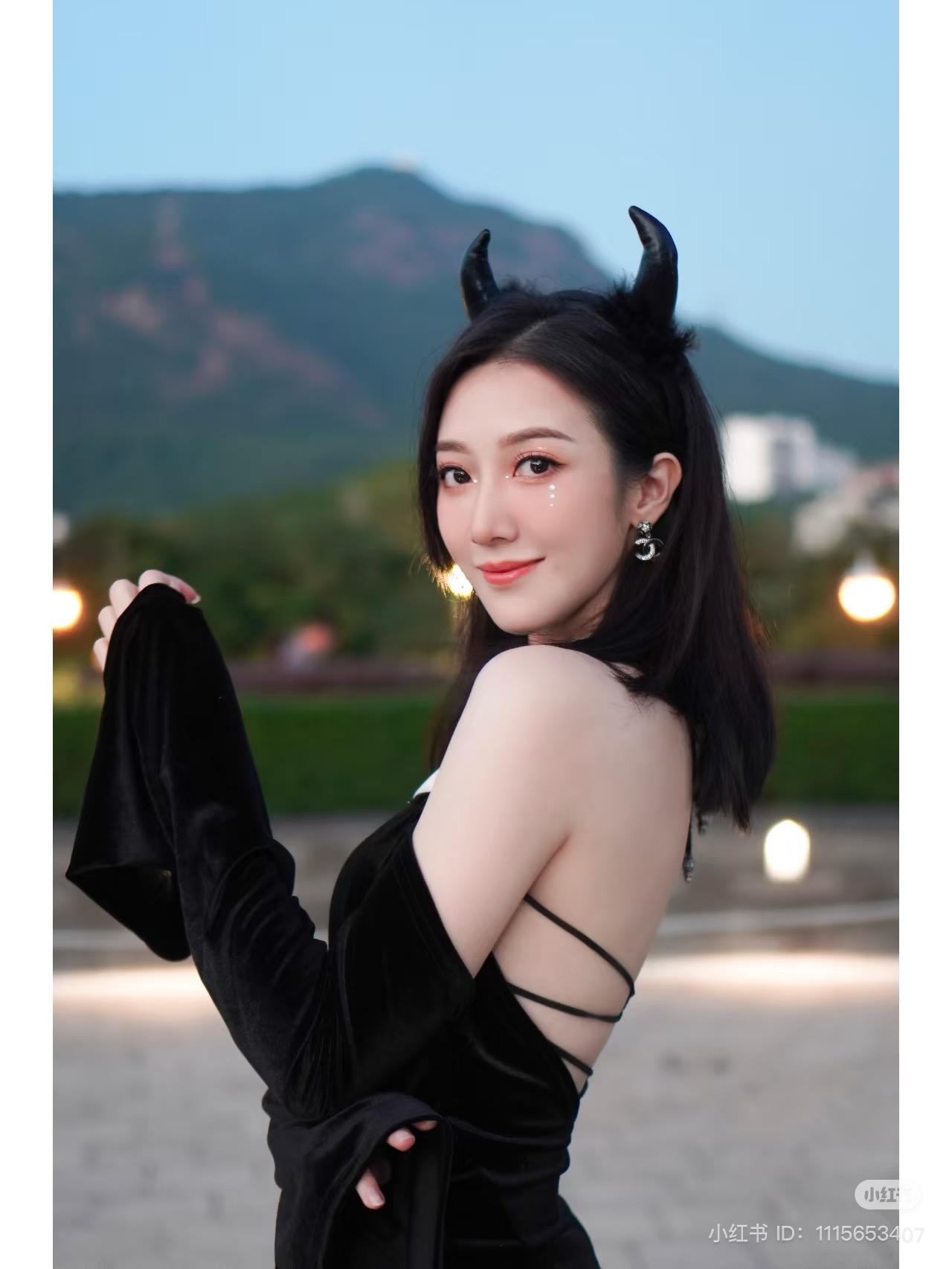 Regina於萬聖節展示她的另一面。