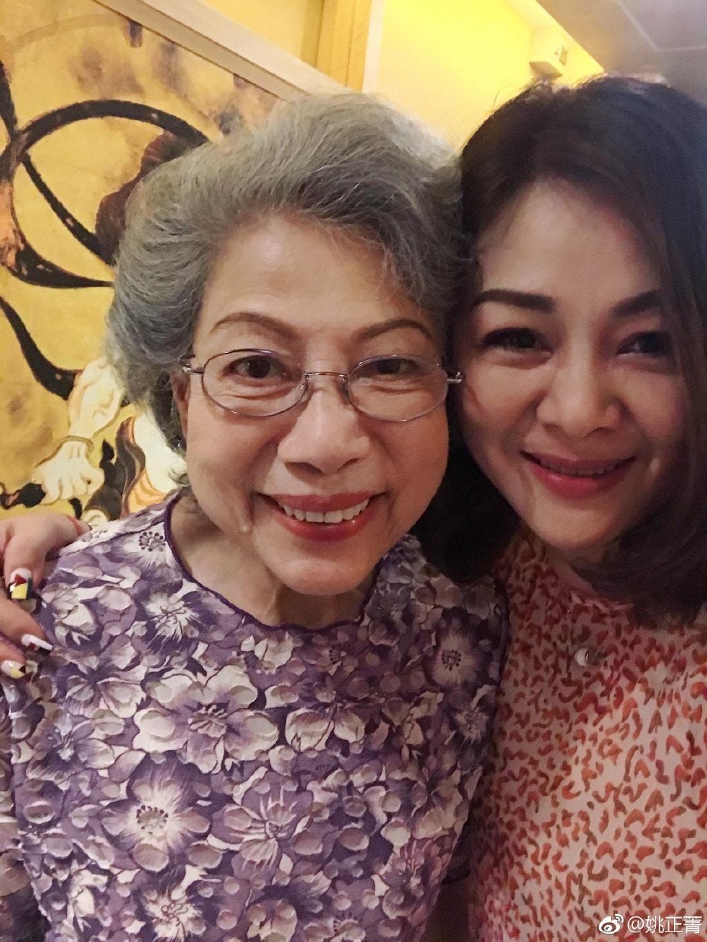 姚正菁近年仍不時跟圈中人敘舊。