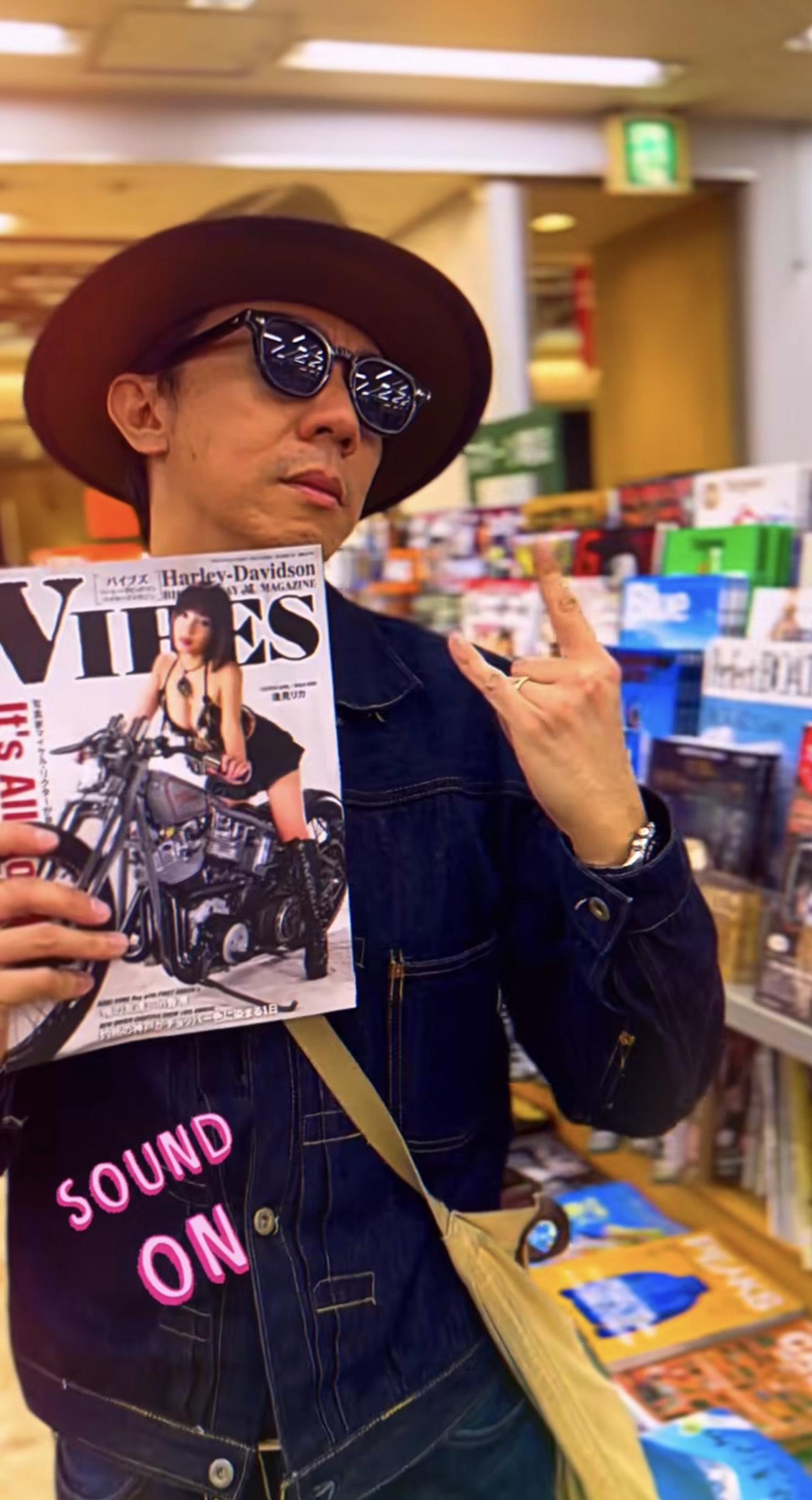 張繼聰向來愛揸電單車,他曾透露自己現時有5、6架電單車。