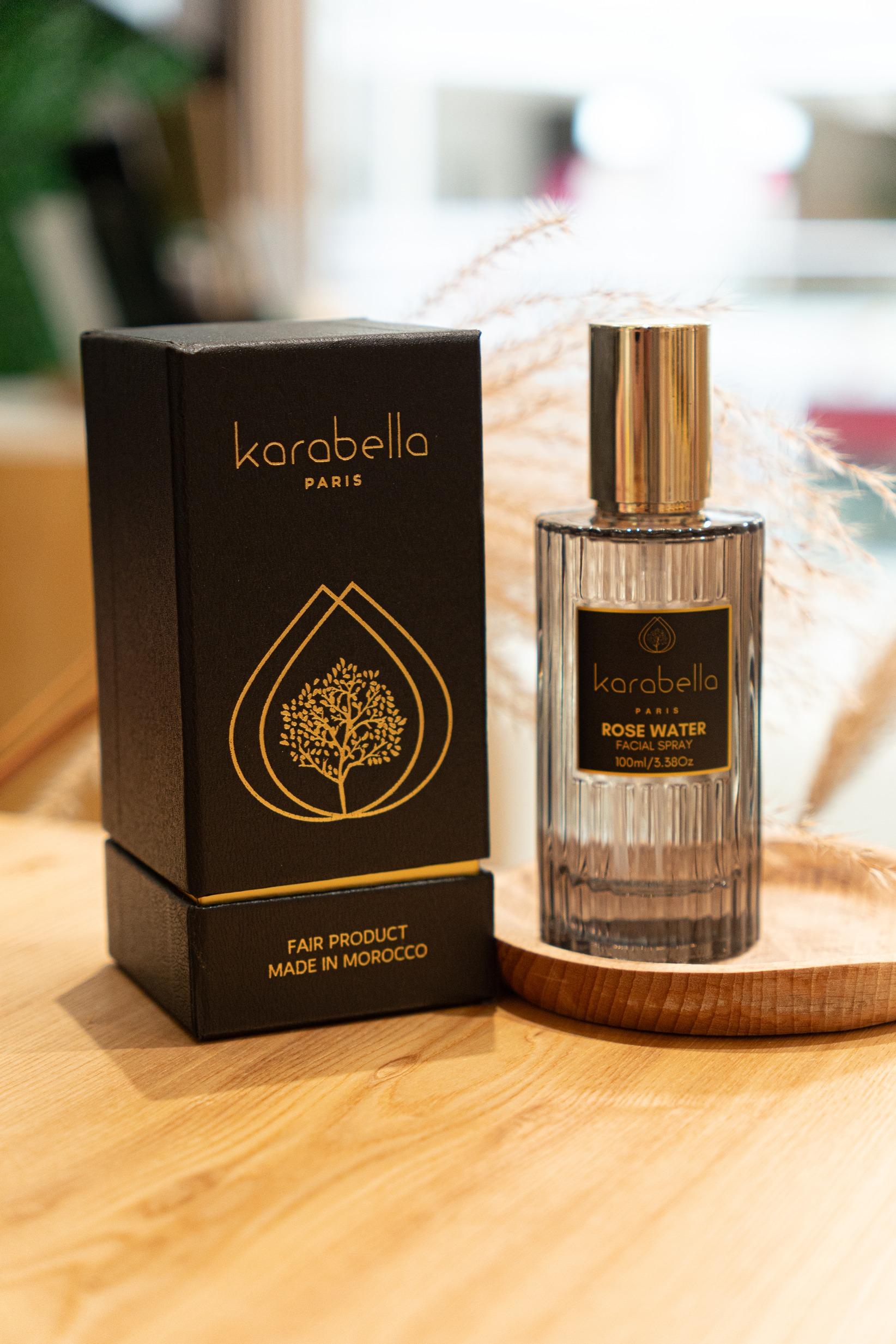 玫瑰花水可作為爽膚水,或妝前打底及妝後定妝,同時紓緩保濕。