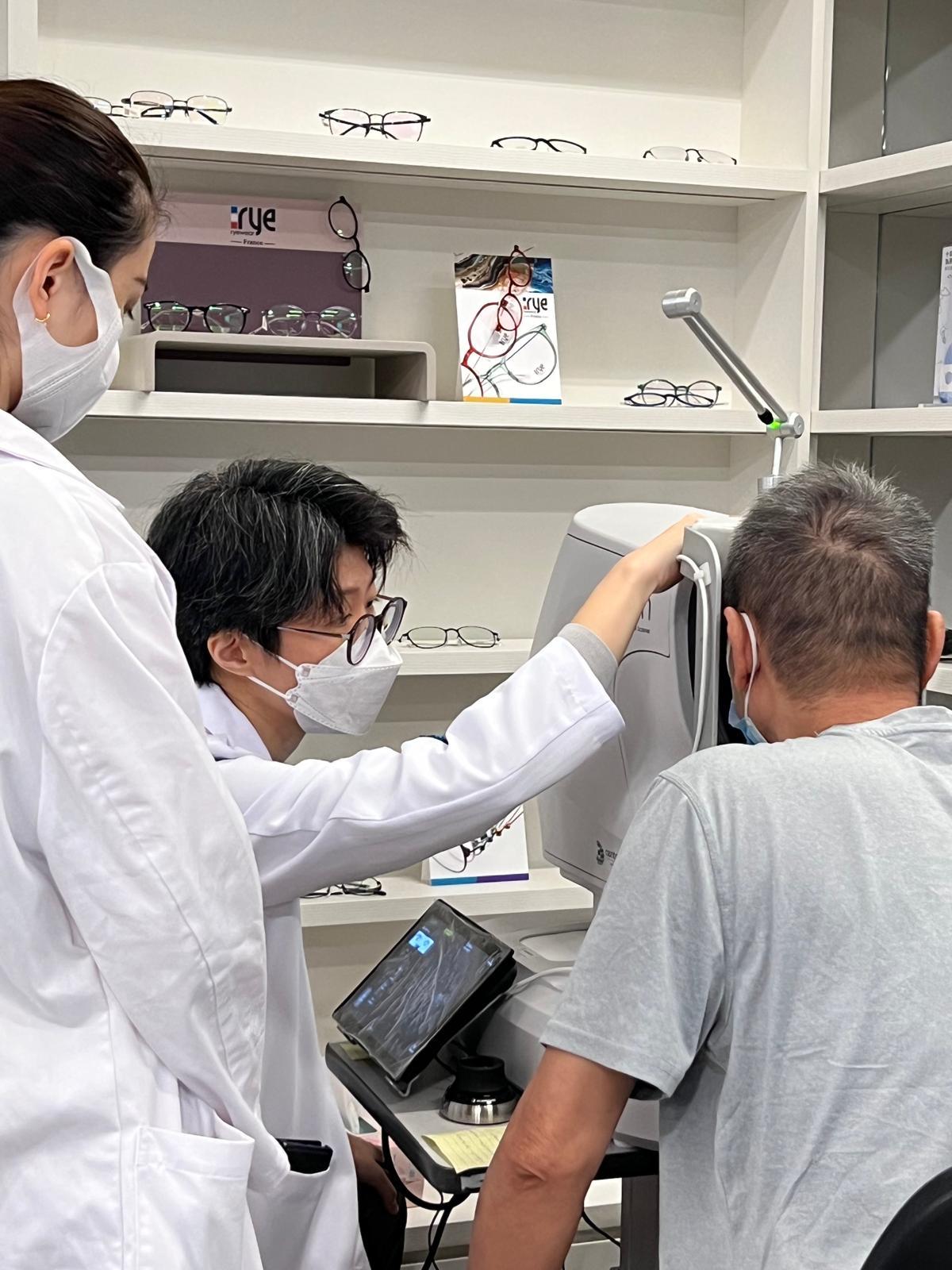 奧比斯及港大醫學院公布 「視」不宜遲免費青光眼篩查計劃擴至全港。(官方圖片)