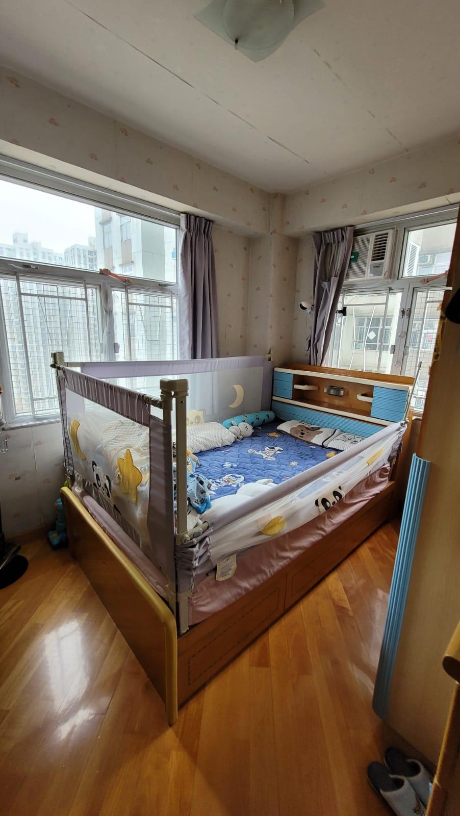 房間間隔四正闊落,其中一間房有兩邊窗,十分光猛。