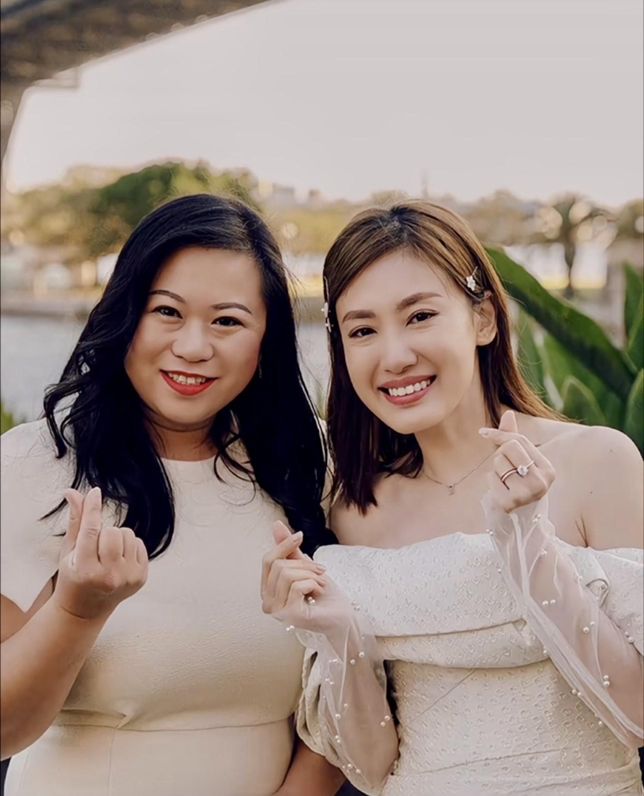 蔣家旻註冊的造型相對簡單低調。