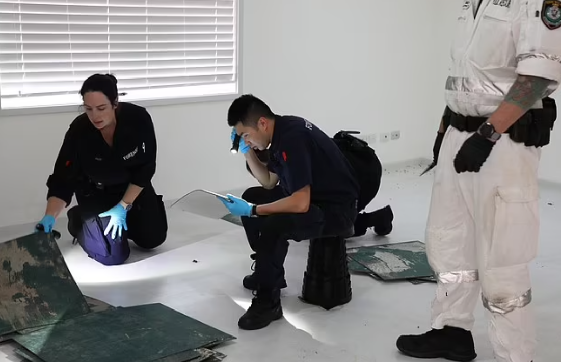 警方人員到場調查。(互聯網)