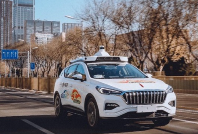 「蘿蔔快跑」自2021年發布,在全國11個城市開放載人測試。(網上圖片)