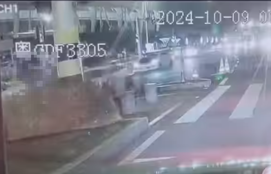 18歲澳門女於珠海過馬路期間被一輛林寶堅尼撞倒,當場不治。(澳門高登起底組fb)