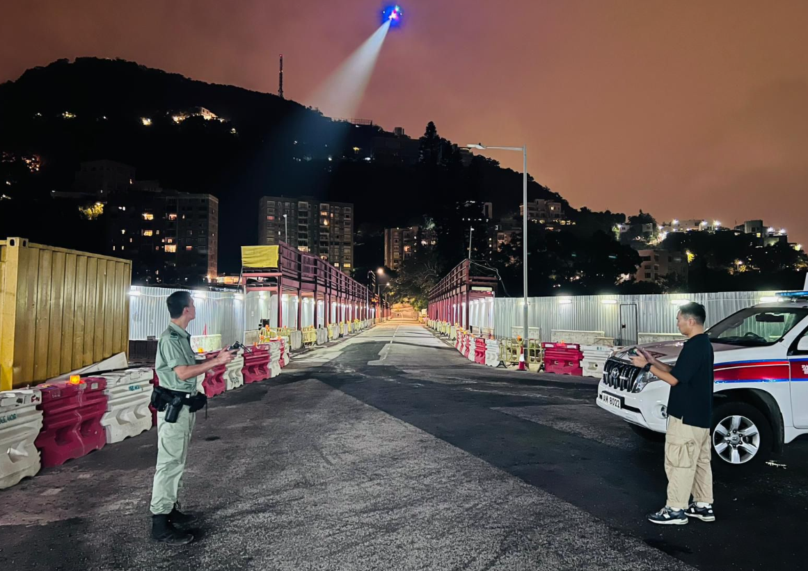 警方聯同飛行服務隊重陽節長周末海陸空展開反爆竊行動。