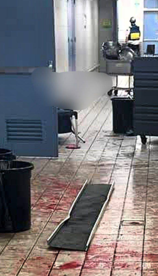 黎巴嫩真主黨星期日晚多次向以色列北部地區發動無人機和火箭彈襲擊,以軍證實賓亞米納附近一個軍事基地被無人機擊中,造成4名士兵死亡,另有61人受傷。(影片截圖)