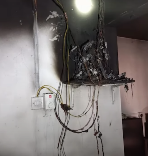 屋內電掣燒毀。(互聯網)