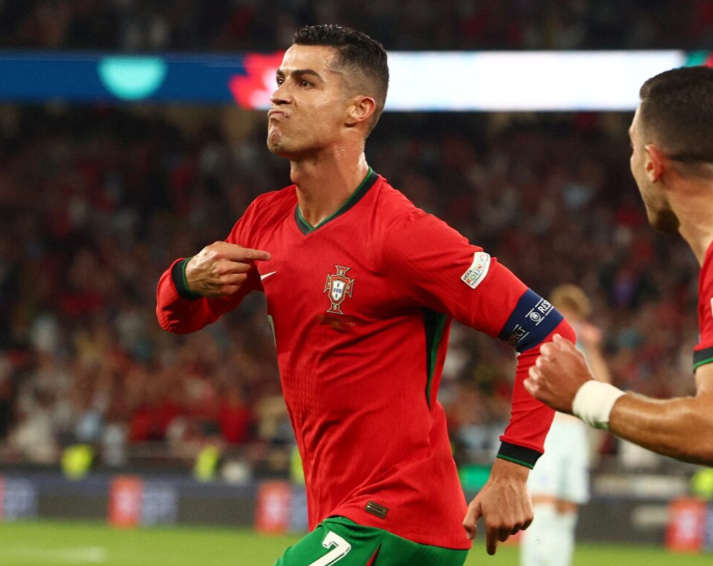 消息人士透露,葡萄牙球星C朗拿度(Cristiano Ronaldo)已就「香港C朗拿度博物館」簽署合約,定於明年到訪本港為該博物館揭幕。(路透社)