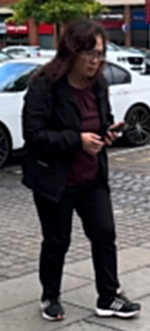 英國現廣東話「祈福黨」騙案,倫敦警方發布8名「大媽疑犯」照片,呼籲公眾提供線索。