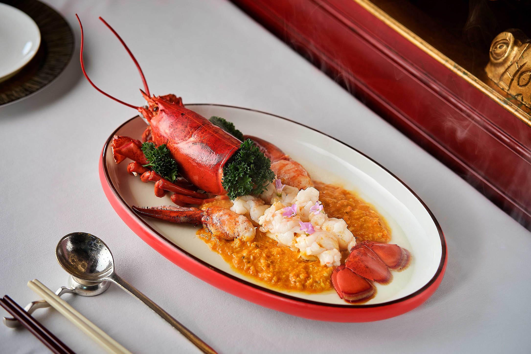 蟹粉乳酪蒸波士頓龍蝦