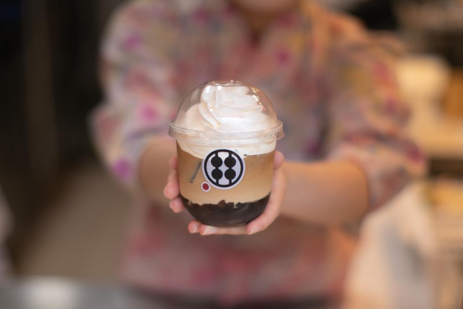 咖啡牛奶蕨餅特飲