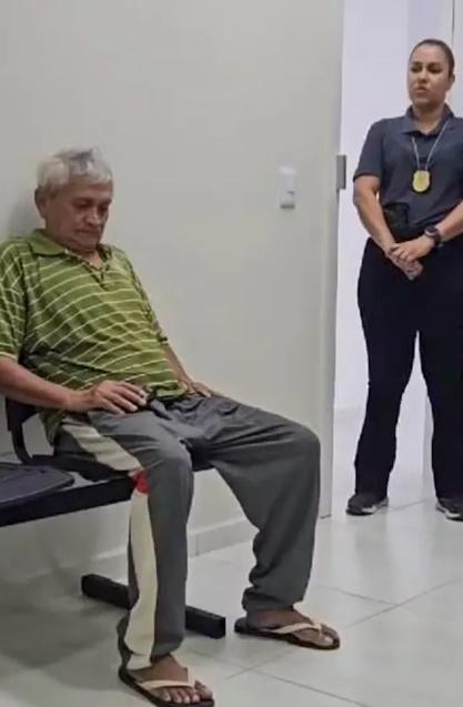 GIslayne在Raimund被捕後,在警局裡與他面對面作出警戒。(X)